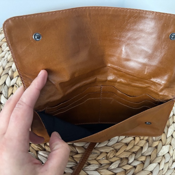 Small Cognac Clutch - Picture 2 of 5